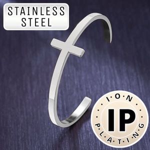 ⚜️[𝟯𝟬%𝗢𝗙𝗙|𝗯𝘂𝗻𝗱𝗹𝗲𝘀 𝟯+]⚜️Silver Cross Stainless Steel Cuff NEW